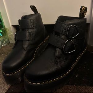 Dr. Martens Devon Heart Boots